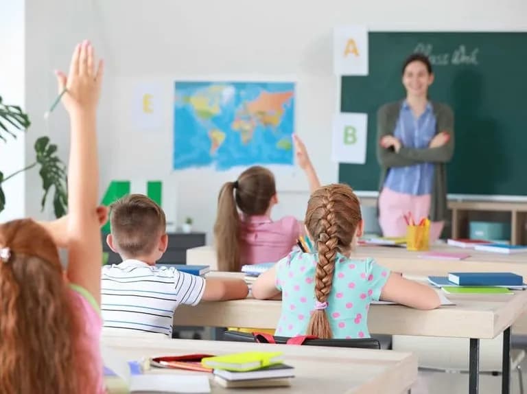 Co to znaczy absencja szkolna i jakie ma konsekwencje?