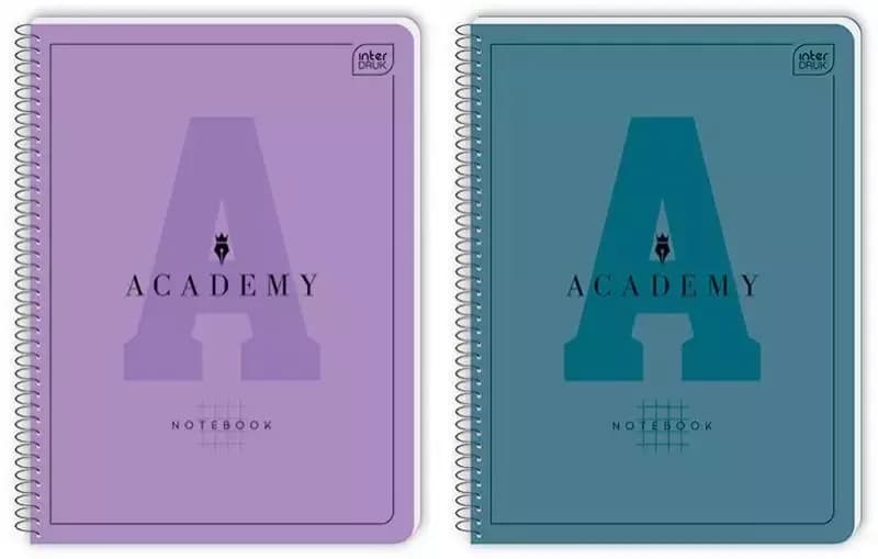 Zeszyty do liceum A4 czy A5 - wybór, który zmieni twoją naukę